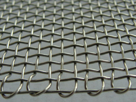 <a href=http://m.5g5p.com target='_blank'>軋花網</a>在石油鉆井平臺防護的應用案例 <a href=http://m.5g5p.com target='_blank'>軋花網</a>在石油鉆井平臺防護的應用案例